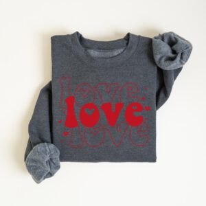 Womens-Love-Sweatshirt_9