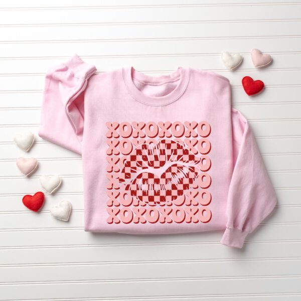 Womens-Retro-Valentines-Hearts-Sweatshirt_5