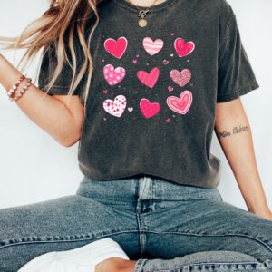 Womens-Valentines-Hearts-Shirt_2_8