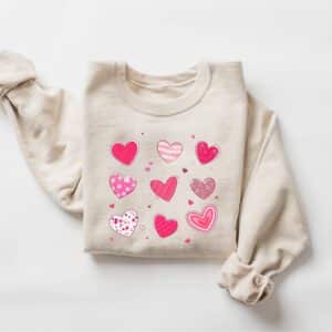 Womens-Valentines-Hearts-Sweatshirt_3_7