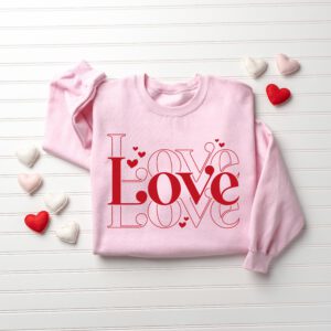 Womens-Valentines-Love-Sweatshirt_2