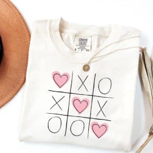 Womens-XOXO-Hearts-Shirt_3