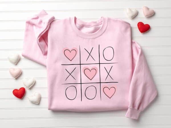 Womens-XOXO-Valentines-Hearts-Sweatshirt_1