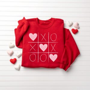 Womens-XOXO-Valentines-Hearts-Sweatshirt_5