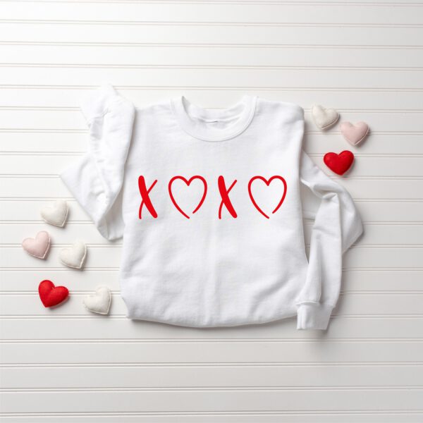 XOXO-Sweatshirt_2_4